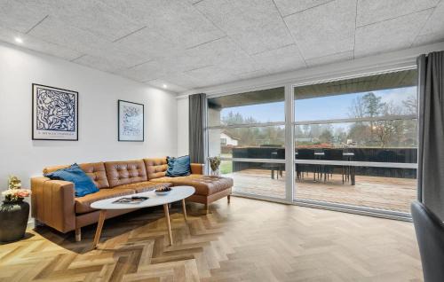 Skaven Strand Casa | Stunning Home In Tarm With Wifi
