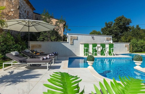 Babici Casa | Impresionante casa en Umag