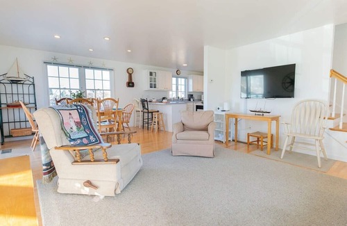 Sagamore Beach Casa | Stunning Home with Water Views!