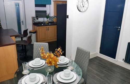 Stonnall Casa | Stunning House in the heart of Birmingham - New Street Train Station