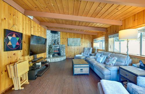 Idyllwild Casa | Stunning Idyllwild Home with Private Hot Tub and Decks
