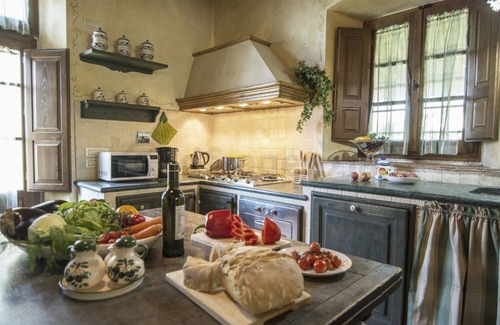 Terranuova Bracciolini Casa | Stunning villa with its own pool