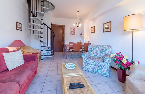 Acquaseria Apartamento | Stunning Lake View, 2-bedroom apartment near Menaggio, Lake Como