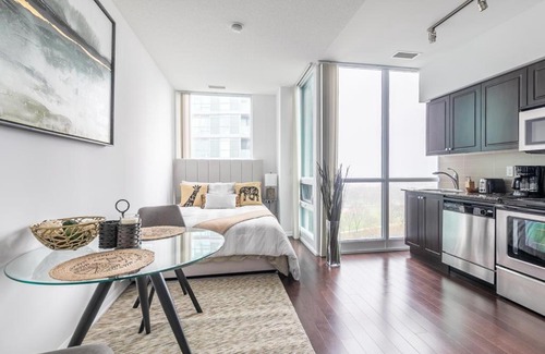 Fort York Apartamento | Stunning Lake View Top Floor Studio