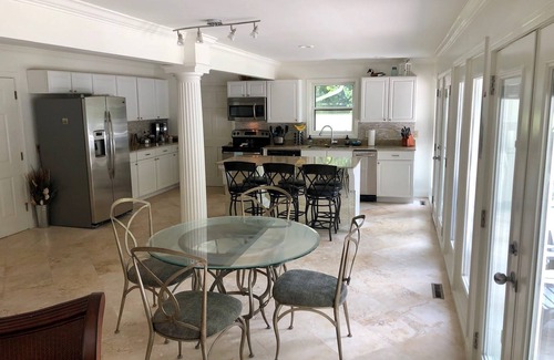 Hartwell Casa | Stunning Lake Views, Family/Pet Friendly, Private Dock