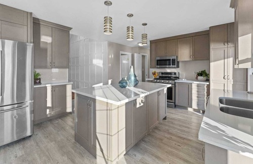 Harwich Casa | Stunning Lakeview cottage perfect for a getaway