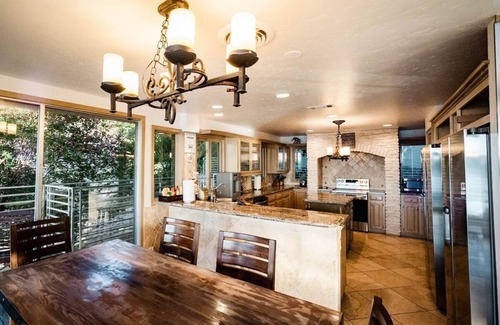 Lakeway Casa | Lakeway Paradise - Boat Dock, Lake Front, Best Location !! 3 historia, teatro