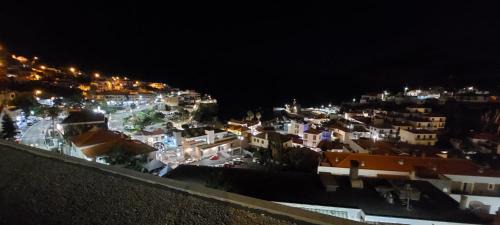 Camara de Lobos Apartamento | Stunning Lobos View