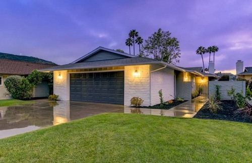 Lake San Marcos Casa | Stunning, Luxe Lake Retreat with unforgettable views!