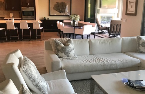 Chandler Casa | Casa ejecutiva moderna de marca de lujo
