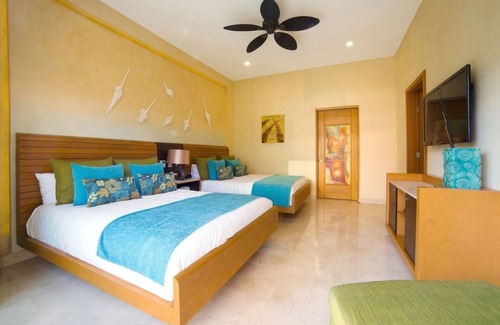 Zona sur Complejo | Stunning luxury property on the beach, with 3 outdoor swimming pools