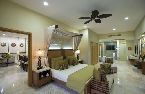 Zona sur Complejo | Stunning luxury property on the beach, with 3 outdoor swimming pools