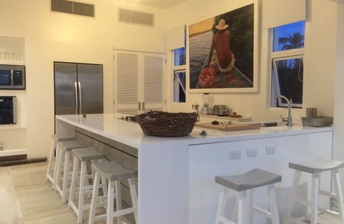 Puerto Bahia Condominio | Frente al mar Casa impresionante de lujo, moderno, mejor de lo mejor ubicación