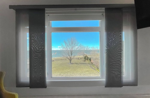 Piney Point Casa | Stunning luxury waterfront beach house 90 minutes from the Nations Capital.