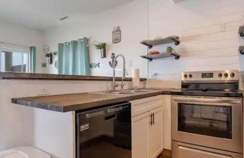 Lake Ozark Condominio | Stunning Main channel views, centrally located ,Newly remodelled , 2 bed, 2 bath