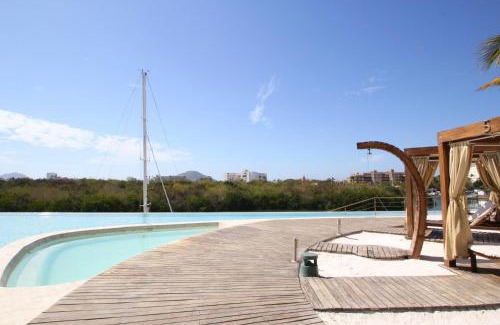 Marina Mazatlán Apartamento | Stunning Marina Condo with Pool Gym and Restaurant
