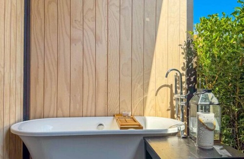 Matakana Apartamento | Stunning Matakana Retreat!