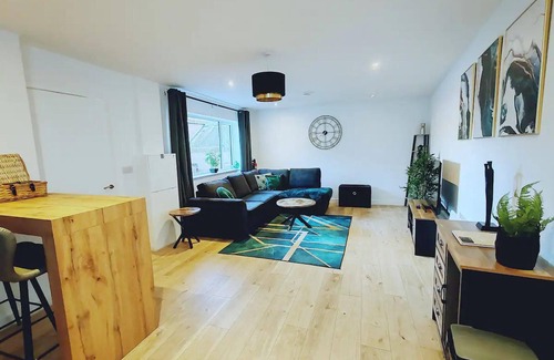 Christchurch Apartamento | Stunning Modern Christchurch Town Centre Apartment