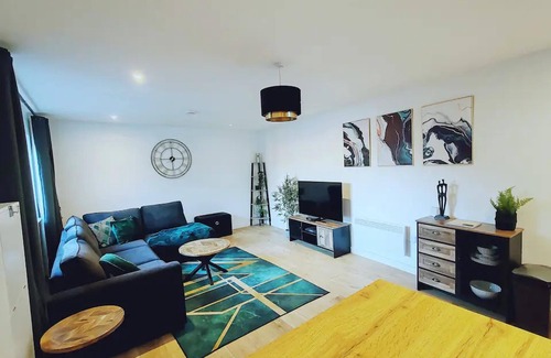 Christchurch Apartamento | Stunning Modern Christchurch Town Centre Apartment