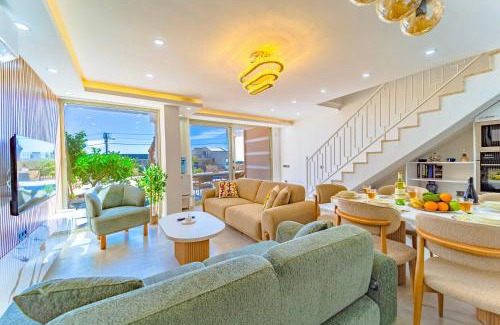 Kalkan Casa | Stunning Modern Duplex Apartment in Central Kalkan