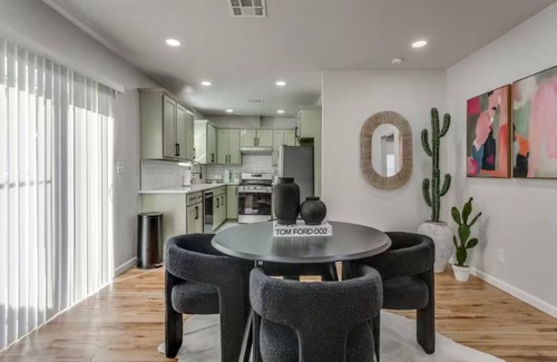 Central Oklahoma City Casa | Stunning Modern Home just minutes from Brick-town and downtown area of OKC!