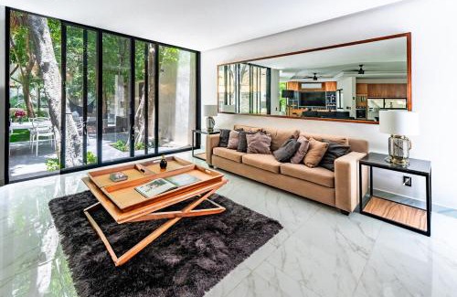 Área de Playacar Fase I Apartamento | Stunning modern villa with pool and beach access