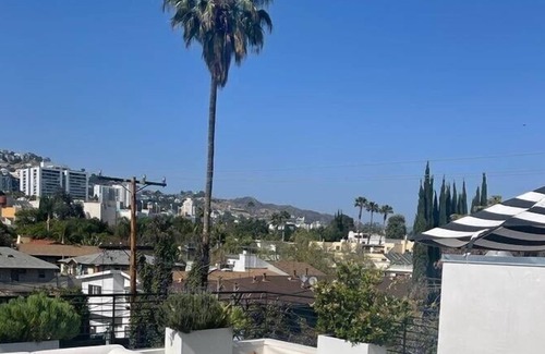 Tri-West Casa | Stunning modern town house in the heart of cool TRI WEST W Private Rooftop/SPA