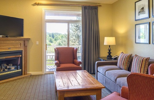 Boyne Falls Complejo | Stunning Mountain Run At Boyne Resort in Boyne Falls, MI!