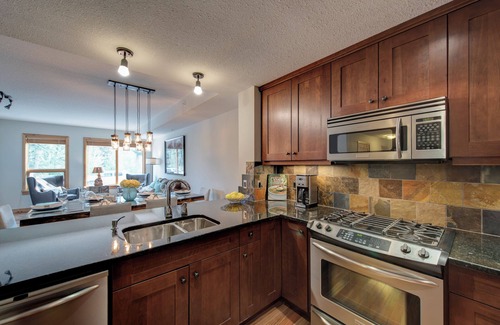 Canmore Condominio | Stunning Mountain Retreat en Rundle Cliffs Lodge - Pueblo de montaña de Spring Creek