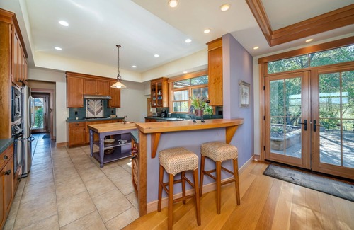 Murphys Casa | Stunning Murphys Villa, Views, AC and Pet Friendly, Sleeps 10