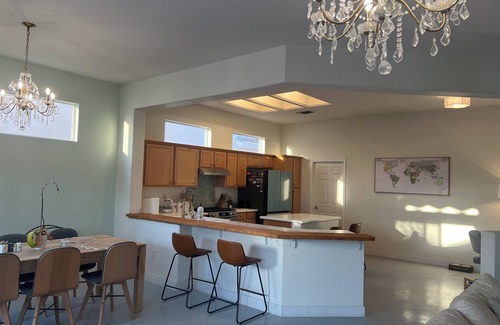 Desert Palms Casa | !STUNNING newly remodeled 2000 sqft, 4 bedroom 3 baths house!