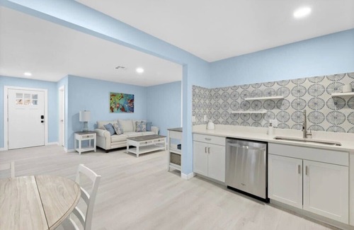 McGregor Casa | Stunning Newly Renovated River District Residence