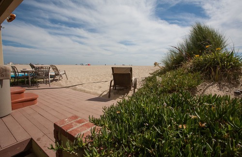 Silver Strand Casa | Stunning Ocean and Islands View from this beach front one-bedroom apartment!!!