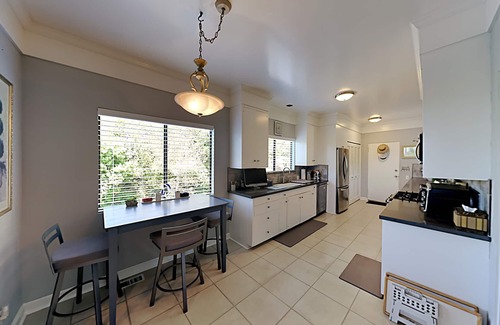 Toro Canyon Casa | Stunning Ocean & Mountain Views in Tranquil Setting