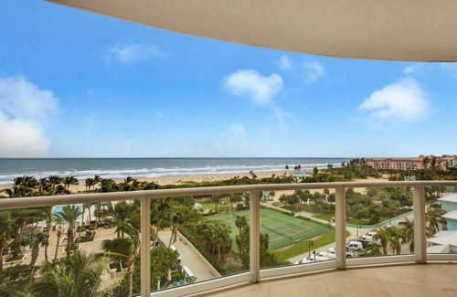 Singer Island Condominio | Impresionantes vistas al mar desde todas las habitaciones * WiFi gratuito y estacionamiento * Parrilla * Piscina * Bañera de hidromasaje * AC