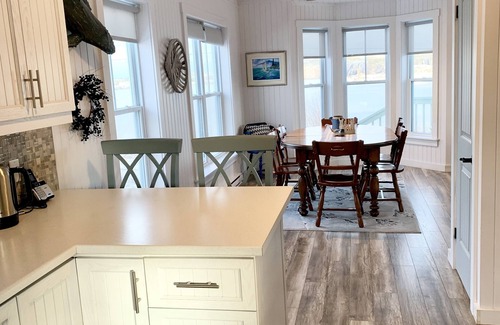 Trinity Cabaña | Stunning Ocean View Vacation Home, Trinity NL