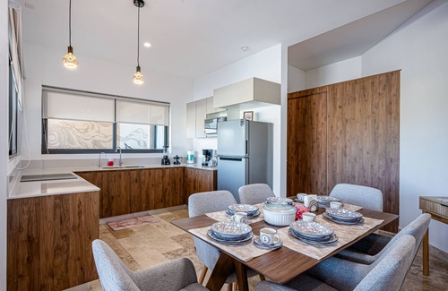 Telchac Puerto Apartamento | Stunning oceanfront retreat with a pool and great views, perfect for families