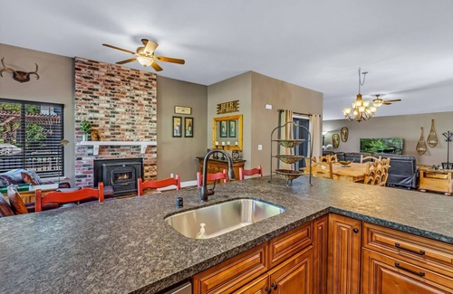 Plumas Eureka Estates Casa | Stunning on the 17th Fairway - 119 Cottonwood Drive