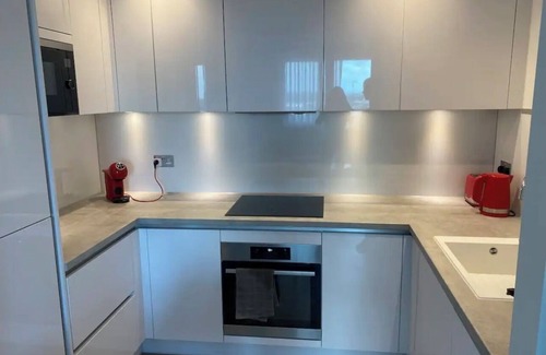 Norwood Green Apartamento | Stunning one-bedroom apartment near Heathrow Airport