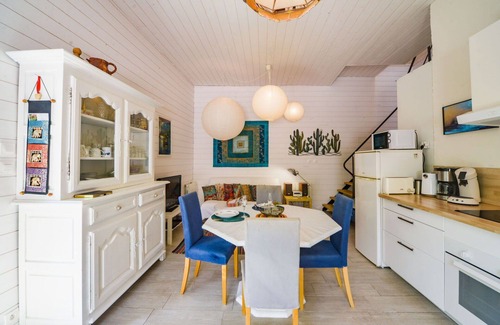 Chissay-en-Touraine Casa | Preciosa casa de vacaciones privada para 3 personas con WIFI, TV y mascotas permitida