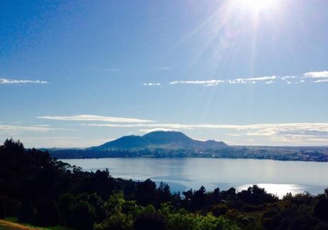 Acacia Bay Casa | Stunning panoramic Lakeview , spa pool & privacy