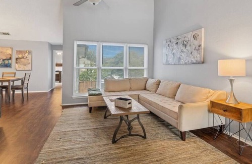 North Central Carrollton Casa | Stunning Pool, Beautiful 3/2 home w/Outdoor Space!