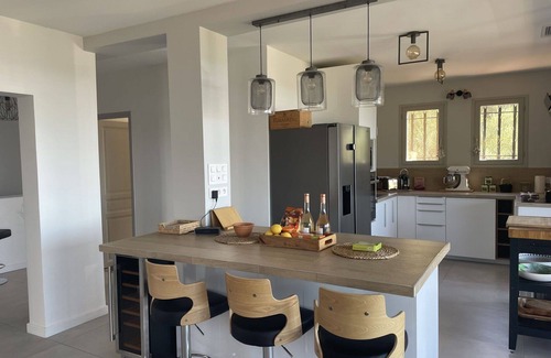 La Valette-du-Var Villa | Casa de vacaciones privada con A/C, WIFI, piscina privada, TV, terraza, vista panorámica