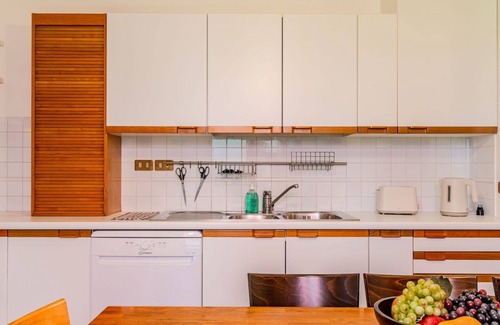 Delebio Casa | Estupenda casa de vacaciones privada con WIFI, TV, patio, vista panorámica y aparcamiento