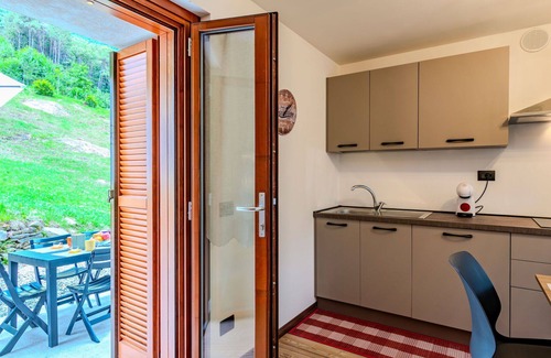 Cosio Valtellino Casa | Maravillosa casa de vacaciones privada para 5 personas con WIFI, TV, balcón y mascotas permitida