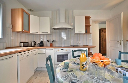 La Remigeasse Casa | Estupenda casa de vacaciones privada con WIFI, TV, terraza, mascotas permitida y aparcamiento