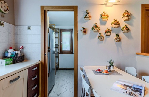 Novate Mezzola Casa | Estupenda casa de vacaciones privada con WIFI, TV, patio, vista panorámica y aparcamiento