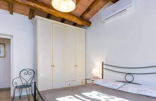 Monte Argentario Casa | Stunning private villa for 6 guests with WIFI, hot tub, A/C, TV, patio, pets allowed and parking
