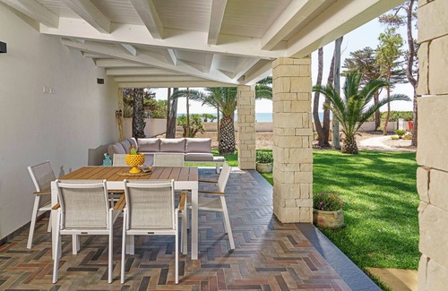 Eastern Sicily Villa | Casa de vacaciones privada con A/C, WIFI, TV, vista panorámica, aparcamiento, cerca de Siracusa