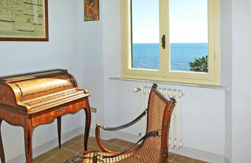 San Piero a Grado Villa | Maravillosa casa de vacaciones privada con WIFI, TV, patio, mascotas permitida y aparcamiento